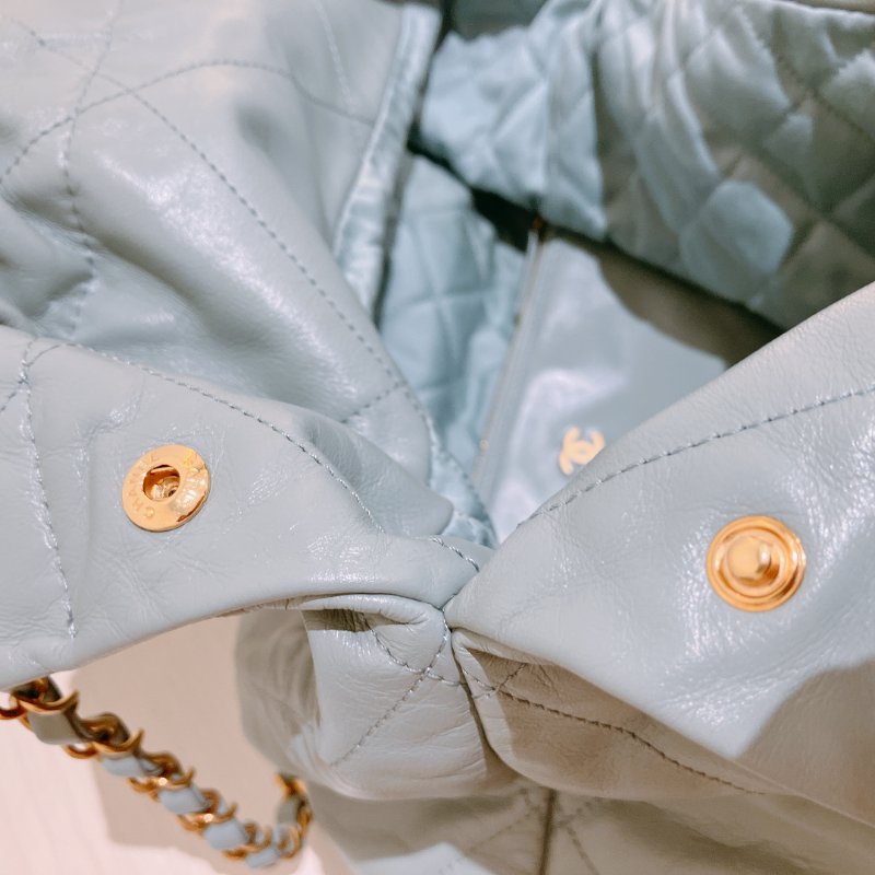 TK2056 Chanel 香奈兒22系列中號單肩包包 Shiny Quilted 22 Medium Calfskin Haze Blue X GHW-17