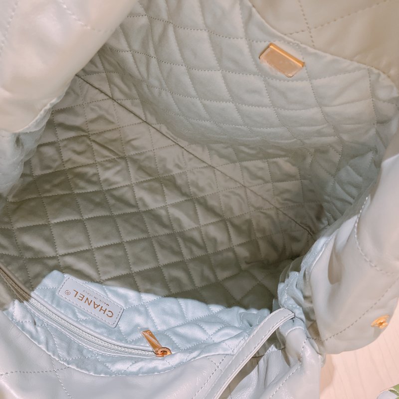 TK2056 Chanel 香奈兒22系列中號單肩包包 Shiny Quilted 22 Medium Calfskin Haze Blue X GHW-23