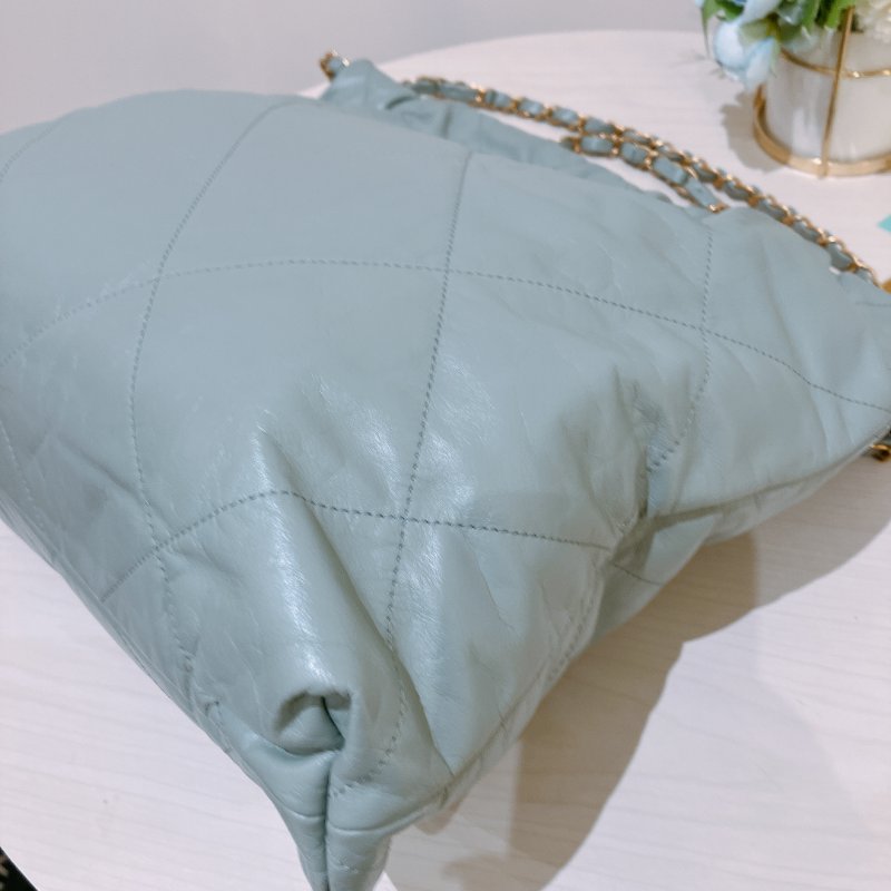 TK2056 Chanel 香奈兒22系列中號單肩包包 Shiny Quilted 22 Medium Calfskin Haze Blue X GHW-33