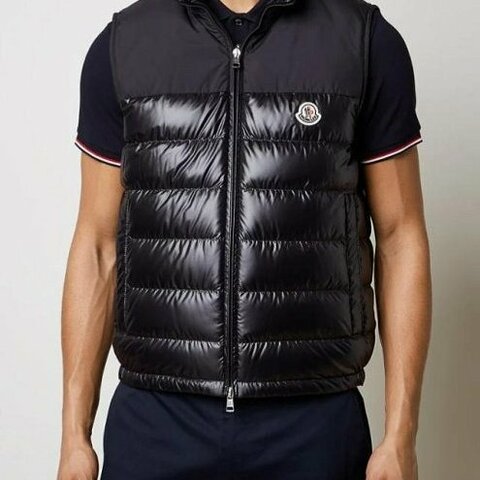 💎Han's house精品服飾💎moncler Cerces 羽絨 背心 外套 可手水洗 現貨 1/2/6 原價39700