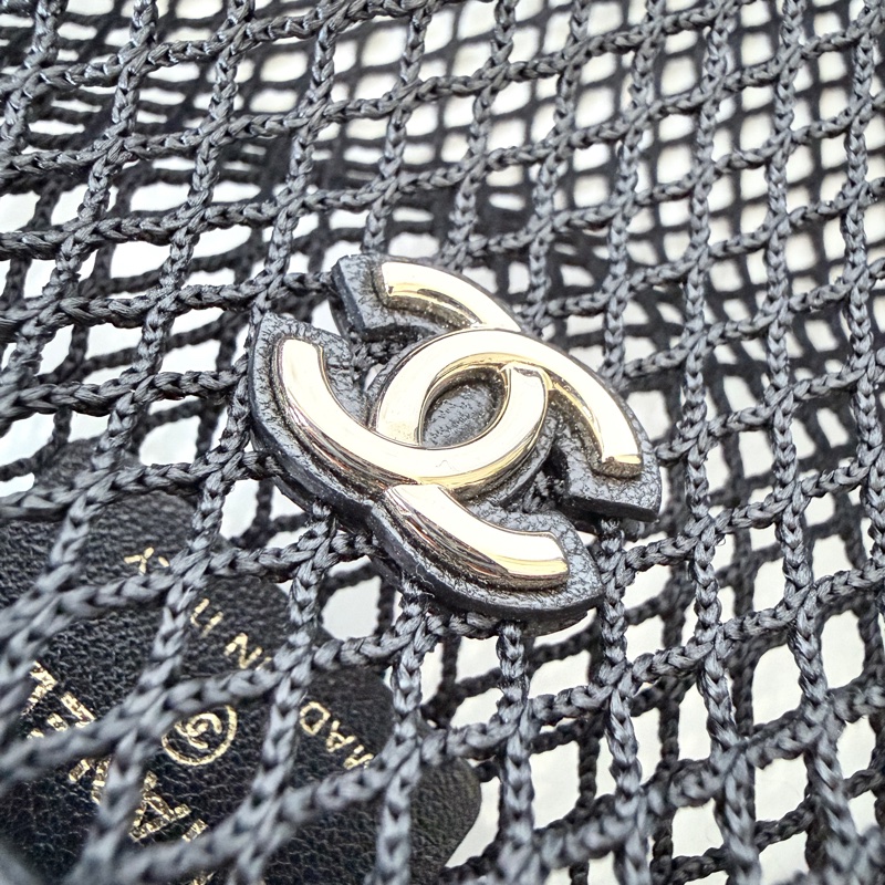 CHANEL✨26S 漁網包鏈條包腋下包 含零錢包卡包 台灣購證 不含皮克敏kitty😆-39