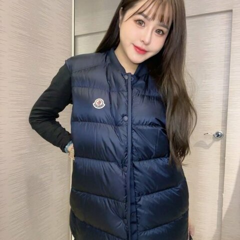💎Han's house精品服飾💎moncler Serot 羽絨 背心 可手水洗 現貨 6 原價40600