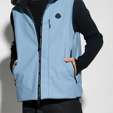 💎Han's house精品服飾💎 moncler Allier 羽絨 連帽 背心 黑牌 可水手洗 現貨 L~XXL 原價40600
