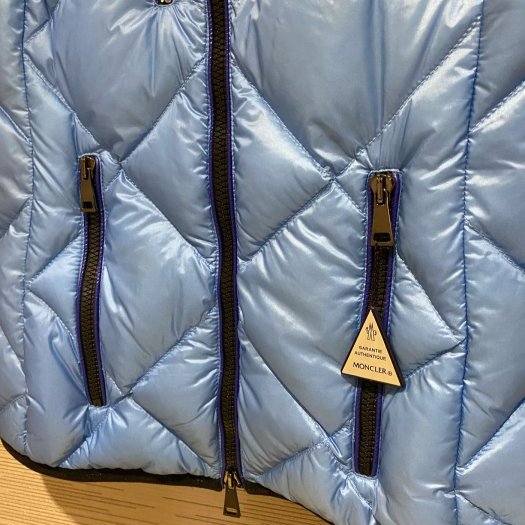 💎Han's house精品服飾💎moncler 羽絨 鵝絨 LOGO 背心 連帽 現貨 S-4