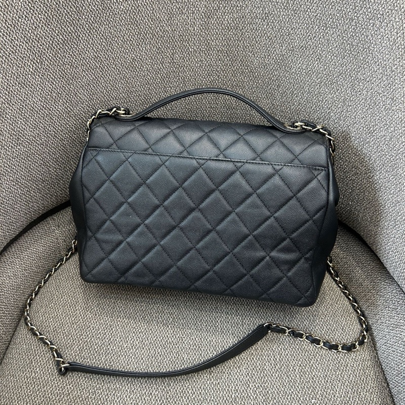 Chanel 香奈兒 荔枝紋牛皮郵差斜挎包-1