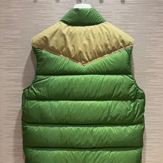 💎Han's house精品服飾💎moncler Veny 滑雪系列 防水 羽絨 背心 可手水洗 現貨4原價40300-6