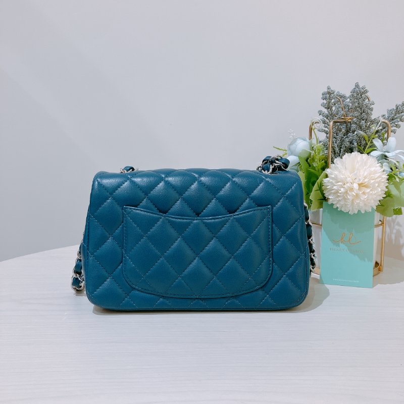 TK2058 Chanel 香奈兒小號翻蓋式鍊帶包包 Classic Flap Small 20cm Lambskin Navy x GHW-2