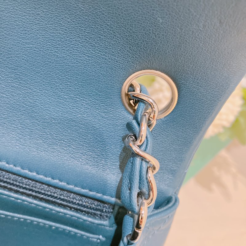 TK2058 Chanel 香奈兒小號翻蓋式鍊帶包包 Classic Flap Small 20cm Lambskin Navy x GHW-23