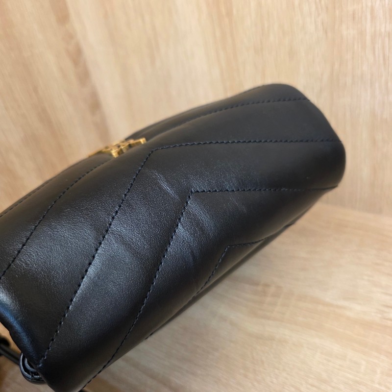 [YSL專櫃銷量王😍] YSL黑牛皮金釦LouLouToy斜背包-23