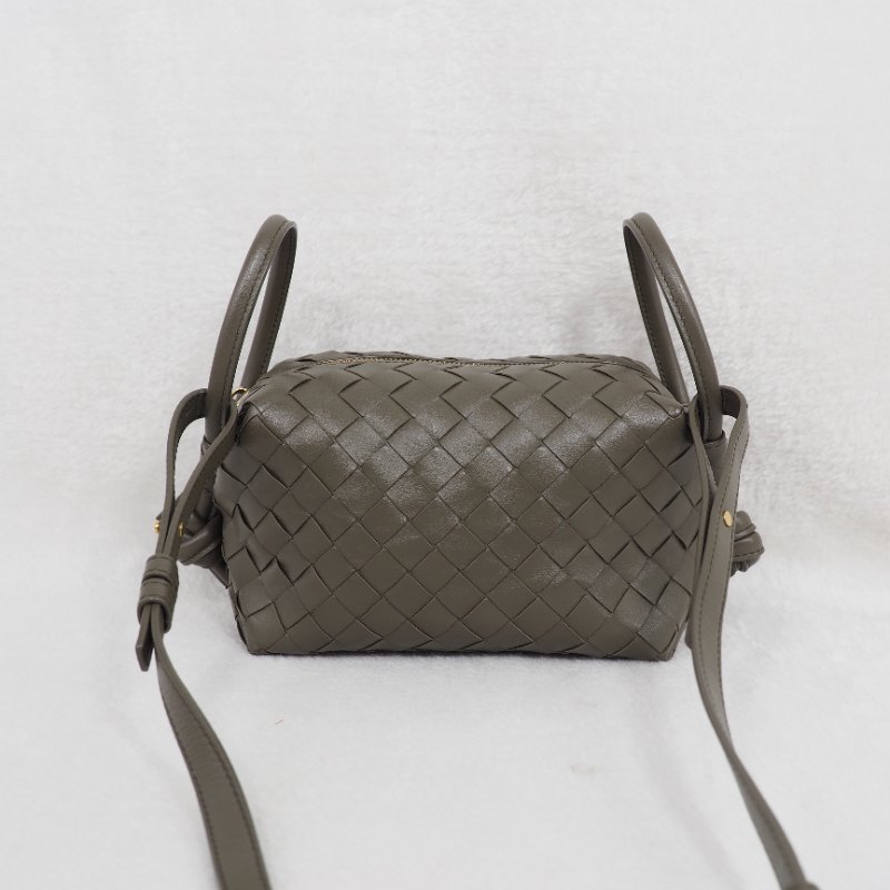 Bottega Veneta BV 葆蝶 Handle Loop Small 軍綠色斜挎包-0