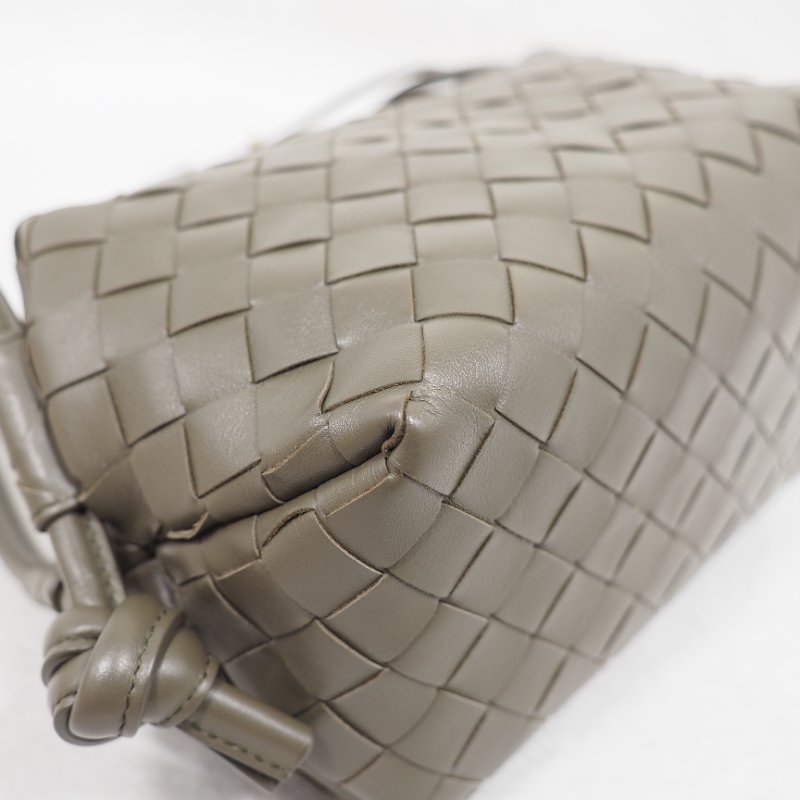 Bottega Veneta BV 葆蝶 Handle Loop Small 軍綠色斜挎包-15