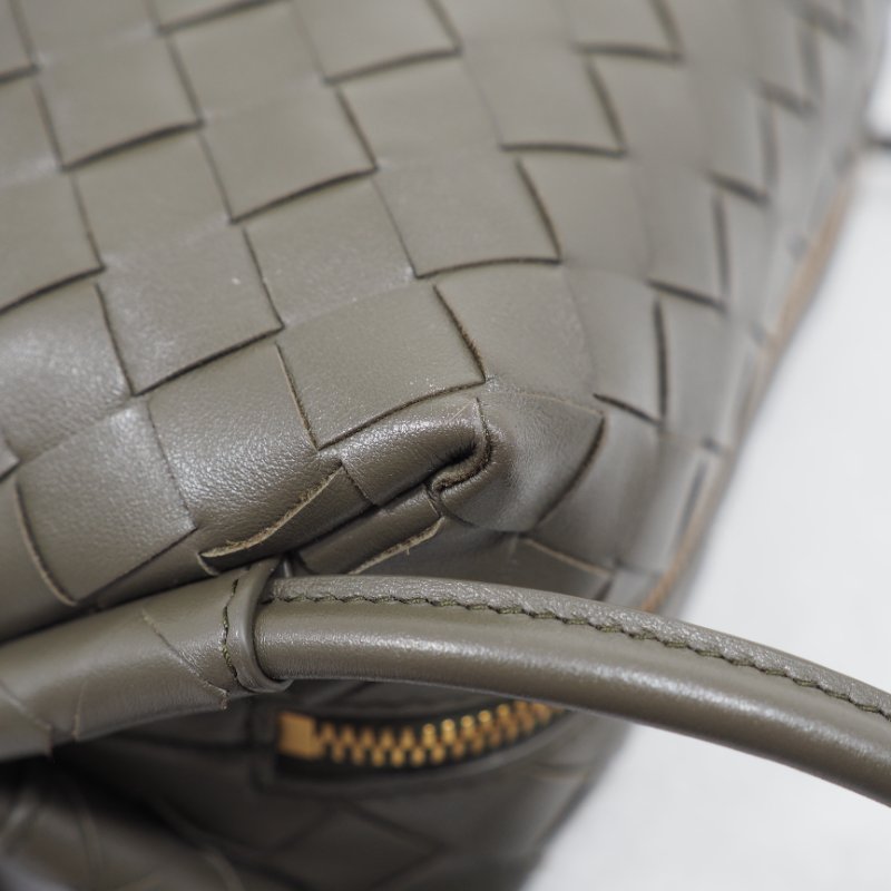 Bottega Veneta BV 葆蝶 Handle Loop Small 軍綠色斜挎包-18