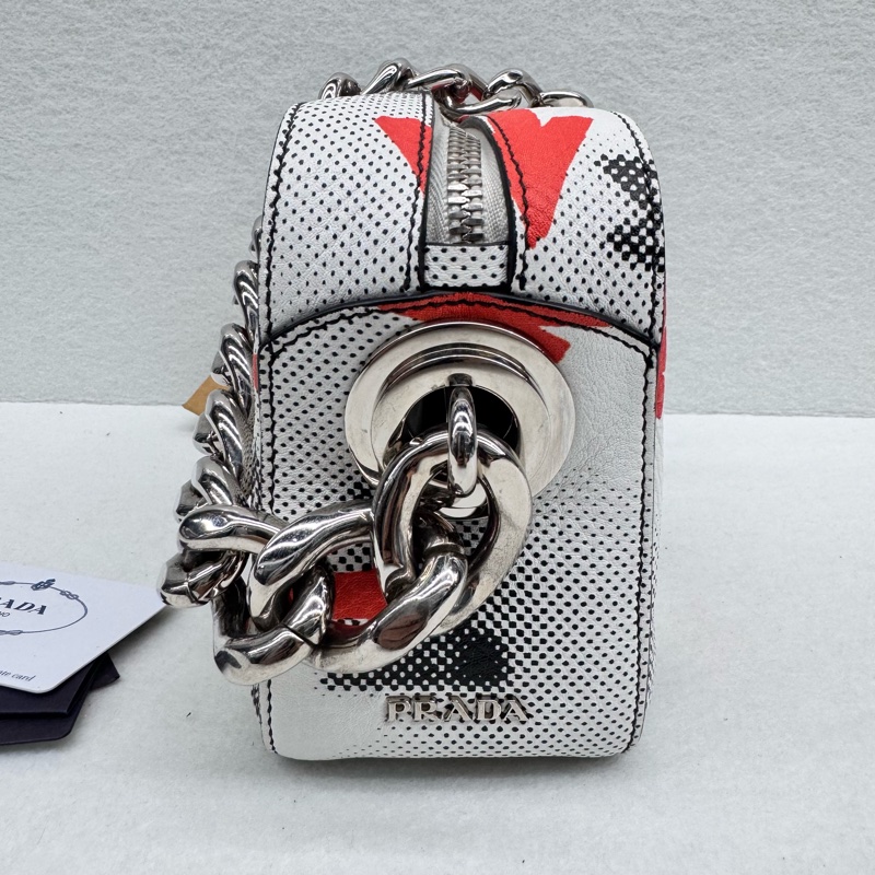 PRADA VITELLO DAINO 兔子鏈條肩背包-1