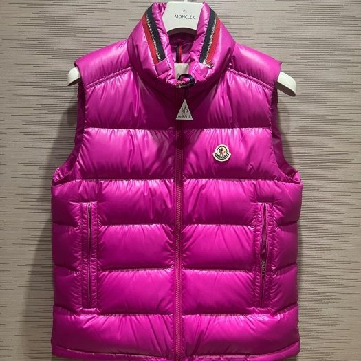 💎Han's house精品服飾💎 MONCLER Ouse 羽絨 背心 現貨 M 原價 40000-3