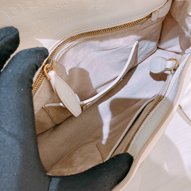 TK2060 Prada 普拉達兩用肩帶包包 Handbag Calfskin Cream White x GHW-15