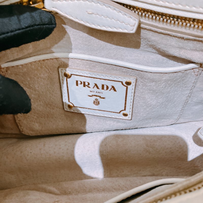 TK2060 Prada 普拉達兩用肩帶包包 Handbag Calfskin Cream White x GHW-16