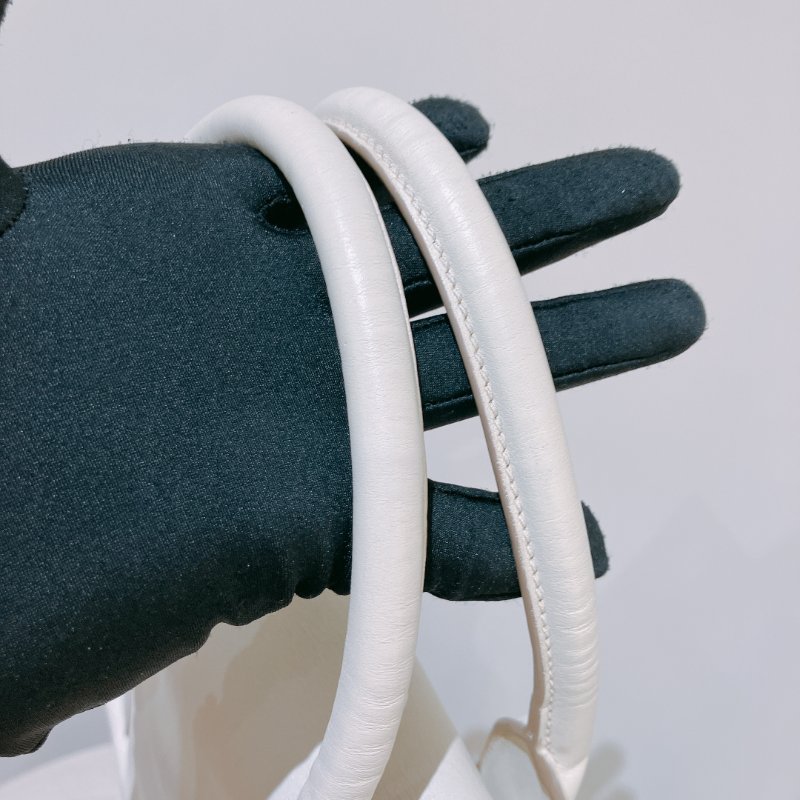 TK2060 Prada 普拉達兩用肩帶包包 Handbag Calfskin Cream White x GHW-20