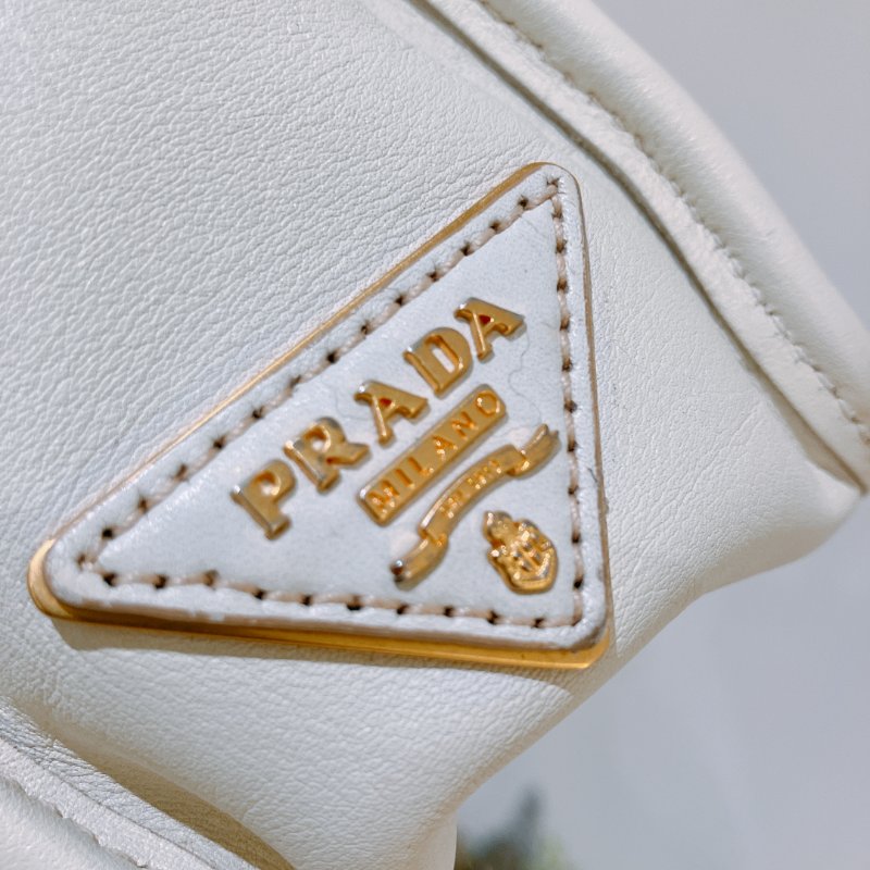 TK2060 Prada 普拉達兩用肩帶包包 Handbag Calfskin Cream White x GHW-27