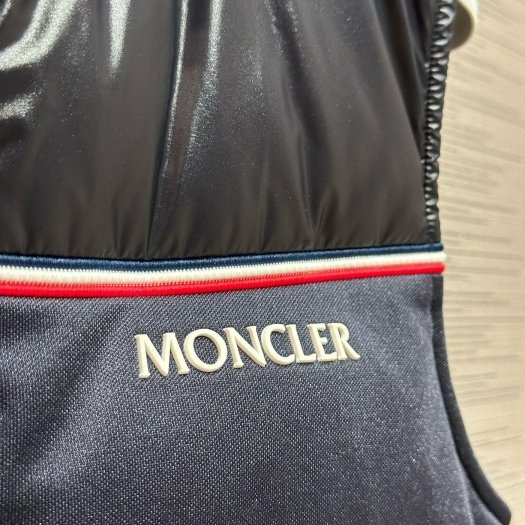 💎Han's house精品服飾💎 moncler PETER 羽絨 背心 外套 可手水洗 現貨 青年款-6