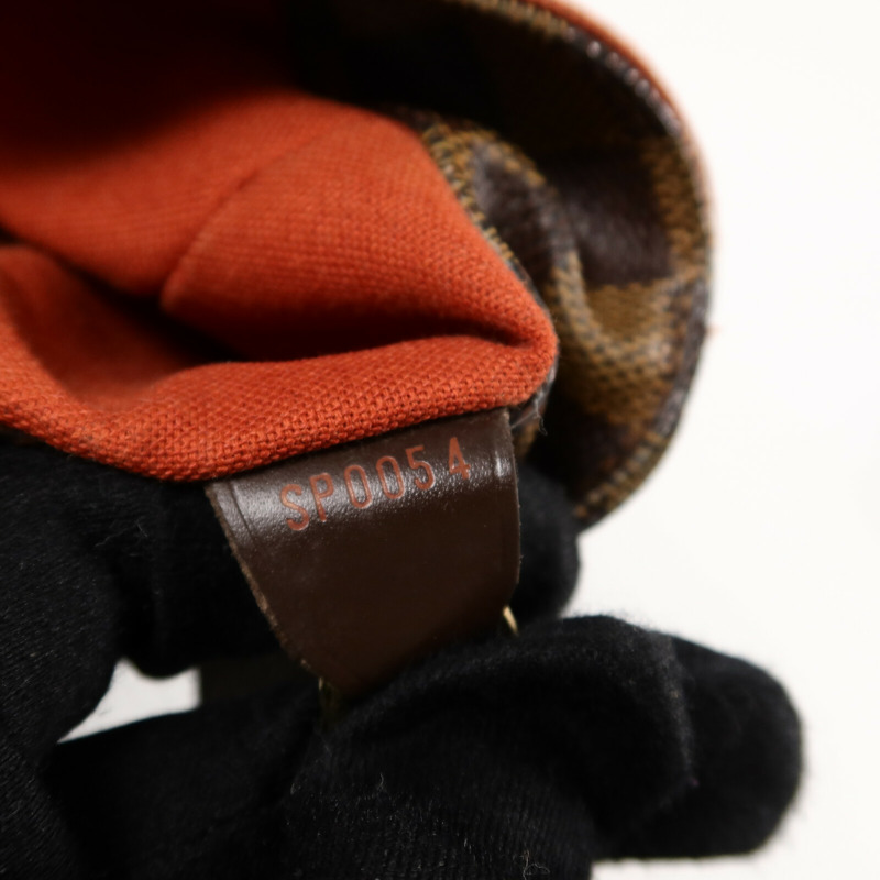 LOUIS VUITTON Damier Bastille肩背袋-8