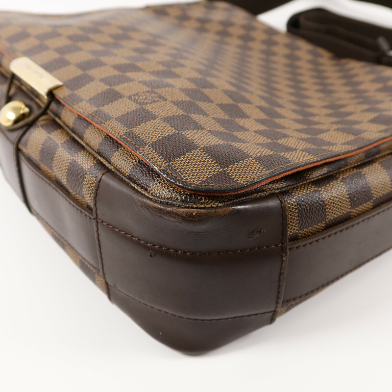 LOUIS VUITTON Damier Bastille肩背袋-10