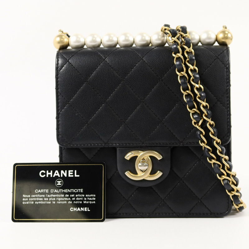 CHANEL 牛皮皮革Matelasse Pearl Chain Shoulder Bag鏈帶肩背袋-17