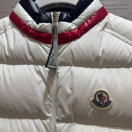 💎Han's house精品服飾💎moncler Merab 羽絨 背心 外套 可手水洗 現貨 青年款 = 男成人 S 原價24000-1