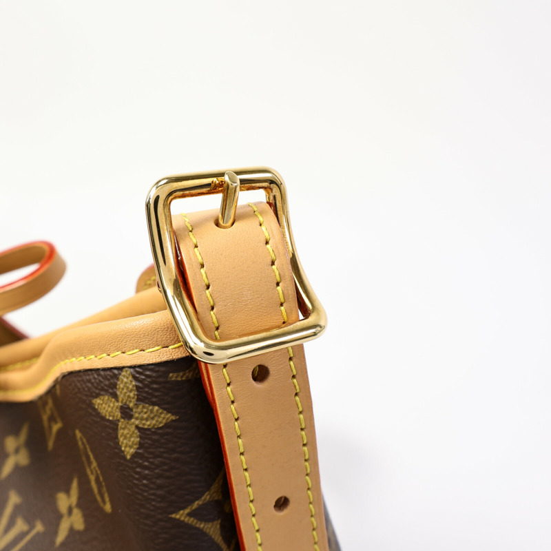 LOUIS VUITTON Monogram CarryAll PM金扣肩背袋-14