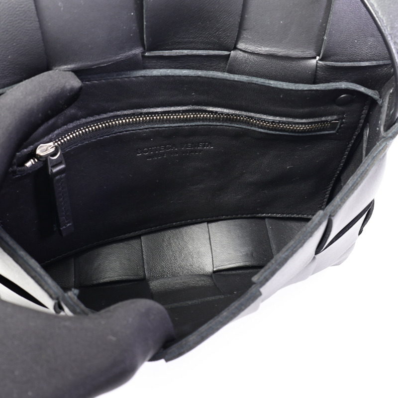 BOTTEGA VENETA 羊皮皮革Cassstte Medium肩背袋-4