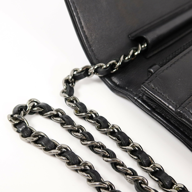 CHANEL 羊皮皮革Boy Wallet On Chain鏈帶肩背袋-5