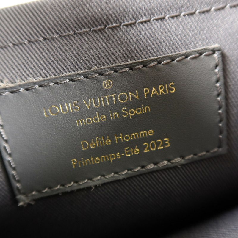 LOUIS VUITTON 牛皮皮革Cruiser Messenger肩背袋-6