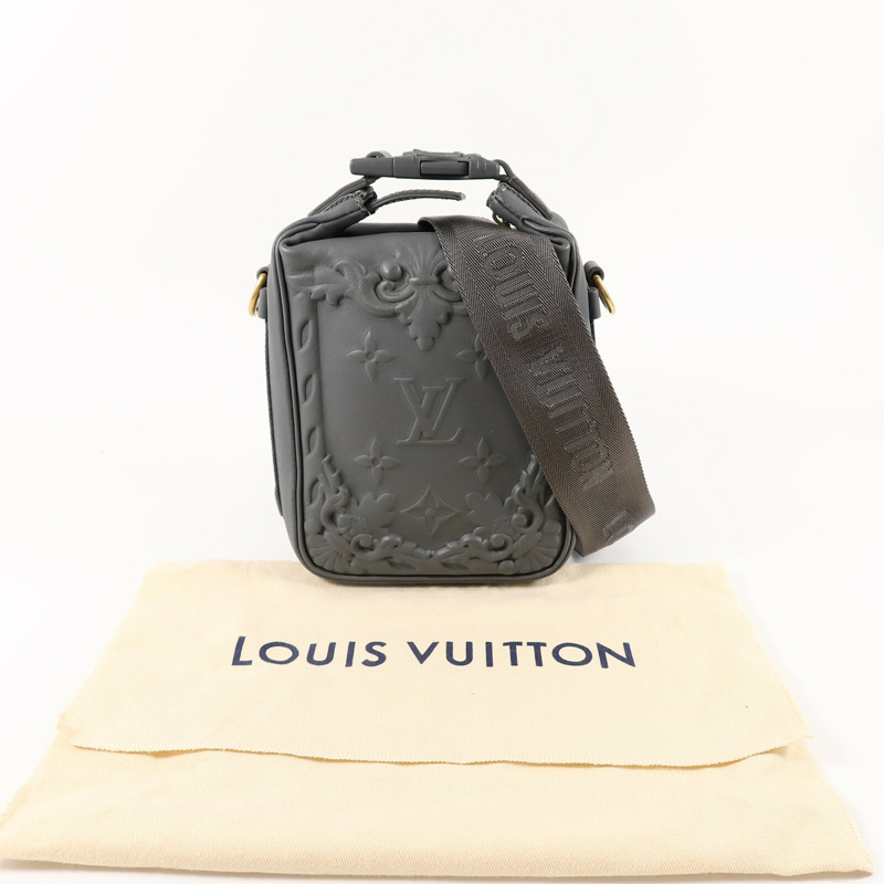 LOUIS VUITTON 牛皮皮革Cruiser Messenger肩背袋-13