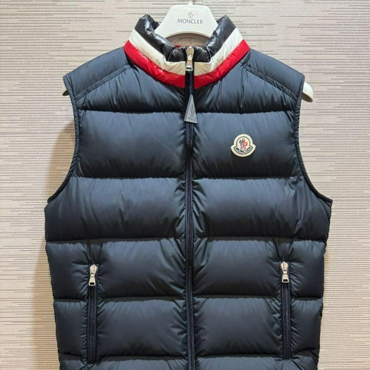 💎Han's house精品服飾💎moncler Merab 羽絨 背心 外套 可手水洗 現貨 青年款 = 男成人 S 原價24000-0