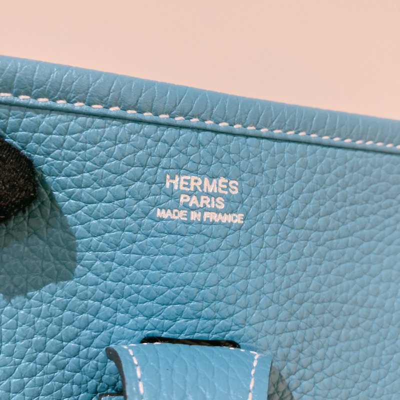 TK2061 Hermes 愛馬仕小號肩帶包包 Evelyne 29 TC Bleu Jean x PHW Stamp Square P-10