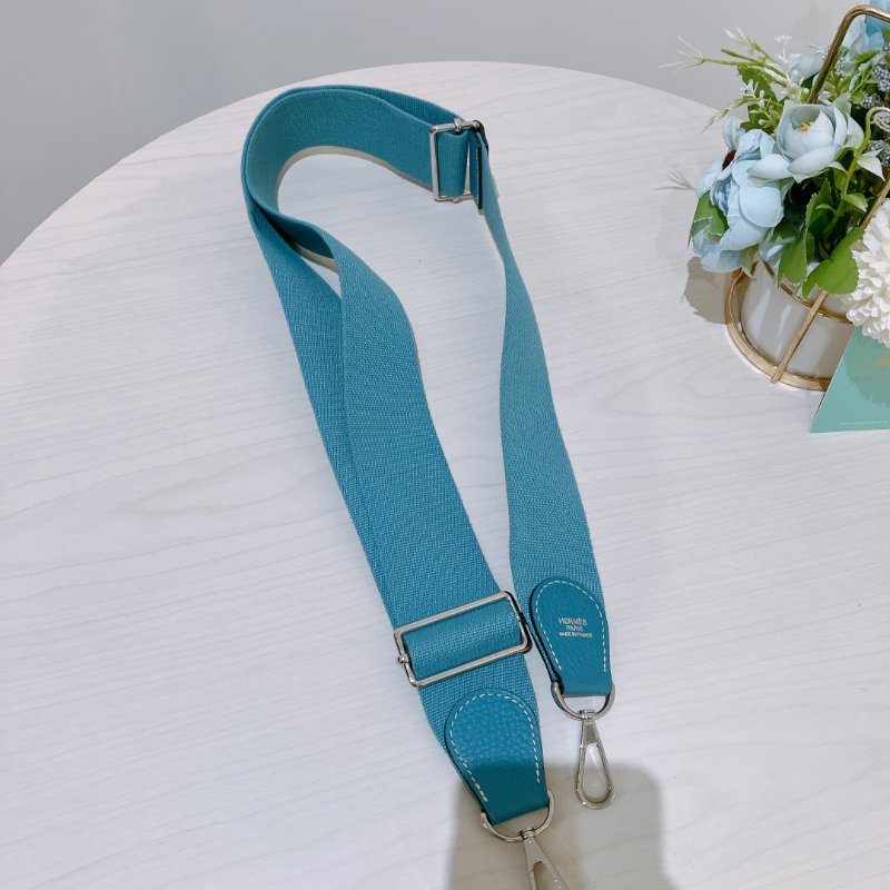 TK2061 Hermes 愛馬仕小號肩帶包包 Evelyne 29 TC Bleu Jean x PHW Stamp Square P-17