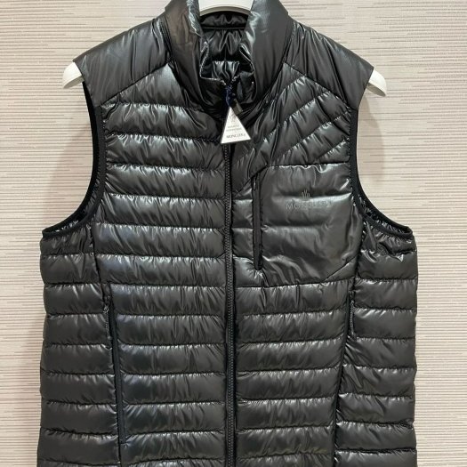 💎Han's house精品服飾💎moncler Valras 羽絨 背心 現貨1/2 原價22300-0