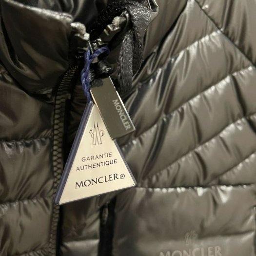 💎Han's house精品服飾💎moncler Valras 羽絨 背心 現貨1/2 原價22300-7