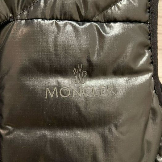 💎Han's house精品服飾💎moncler Valras 羽絨 背心 現貨1/2 原價22300-9