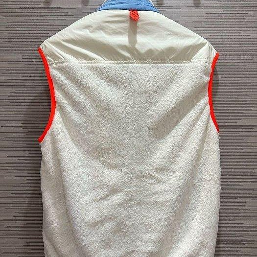 💎Han's house精品服飾💎moncler 滑雪系列 背心 外套 現貨 L 原價29000-1
