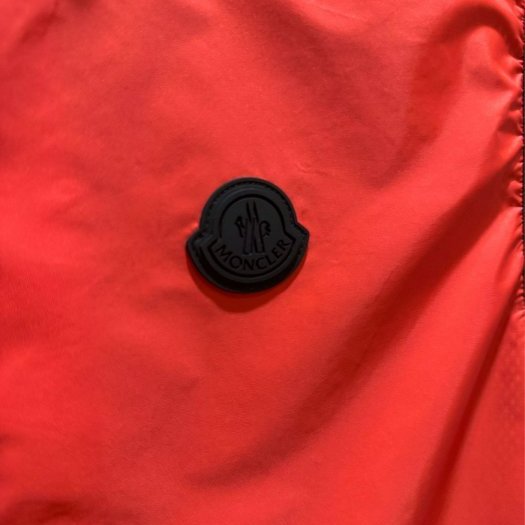 💎Han's house精品服飾💎moncler Pakito 反光 串標 字 防水 尼龍 背心 連帽 風衣 現貨5原價26200-5
