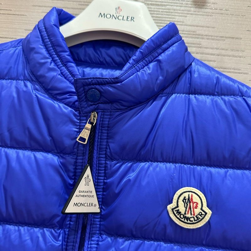 💎Han's house精品服飾💎 moncler Gui 羽絨 背心 外套 現貨 青年款= 男成人 XS S 號 原價15600-4