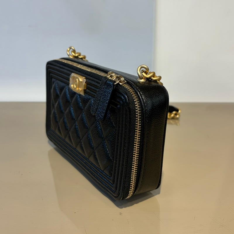Chanel 黑荔枝牛皮BoyWoc斜背鏈包AP2756-4