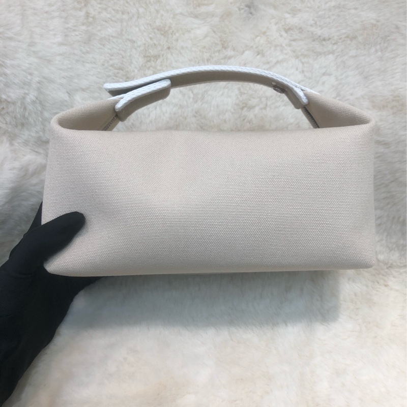 Hermes 米色飯盒包 XC536-1