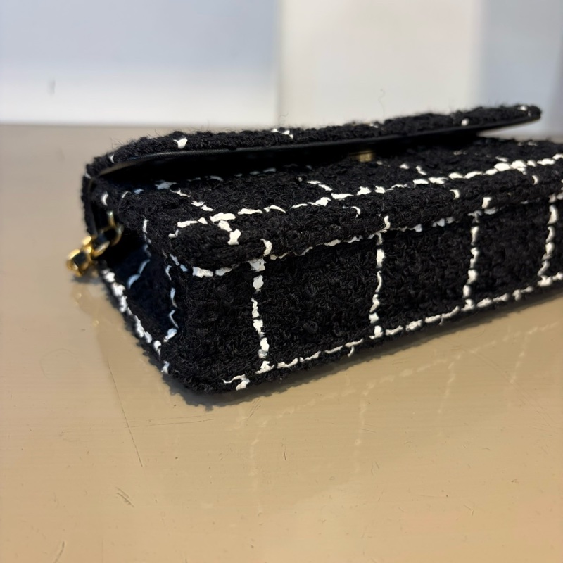 Chanel 黑毛呢Woc金球斜背鏈包AP3071-5