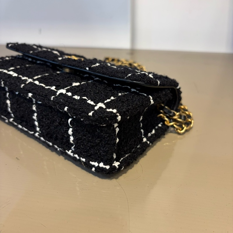 Chanel 黑毛呢Woc金球斜背鏈包AP3071-6