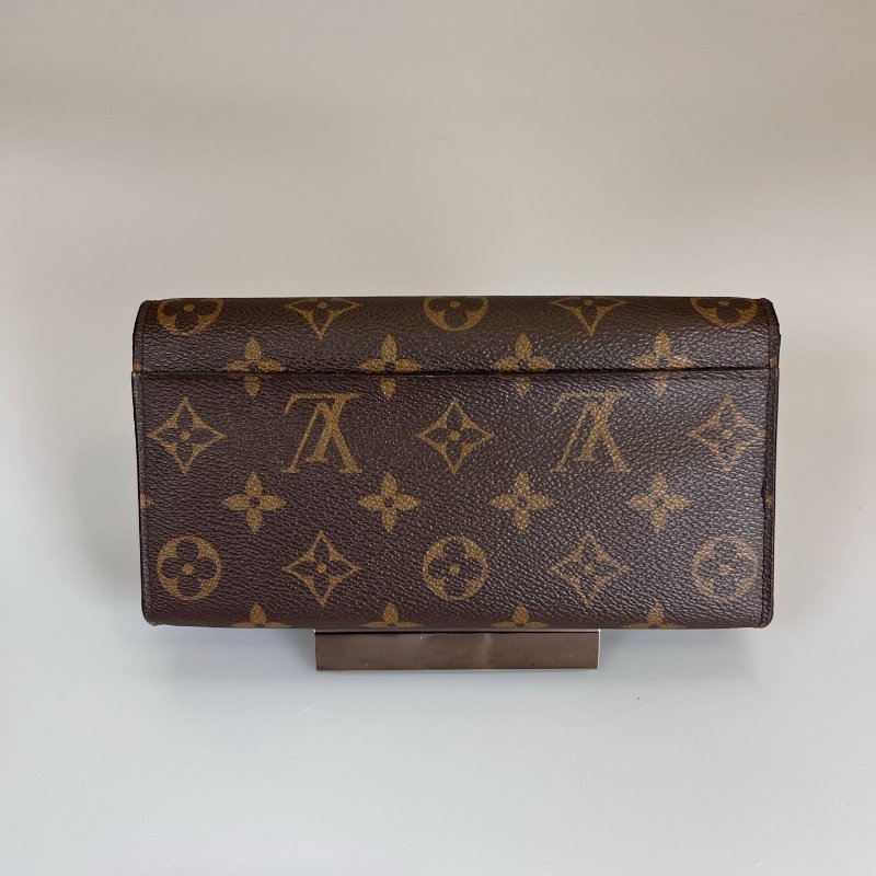 LV M62234 老花拼粉信封長夾-1