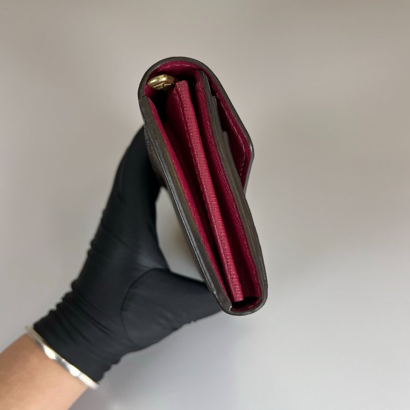 LV M62234 老花拼粉信封長夾-3