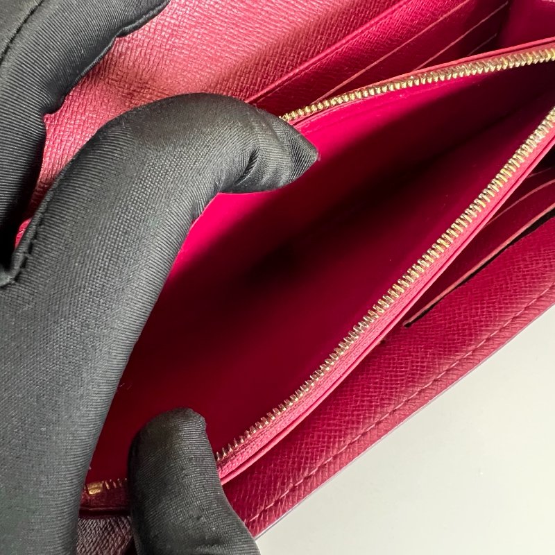 LV M62234 老花拼粉信封長夾-5
