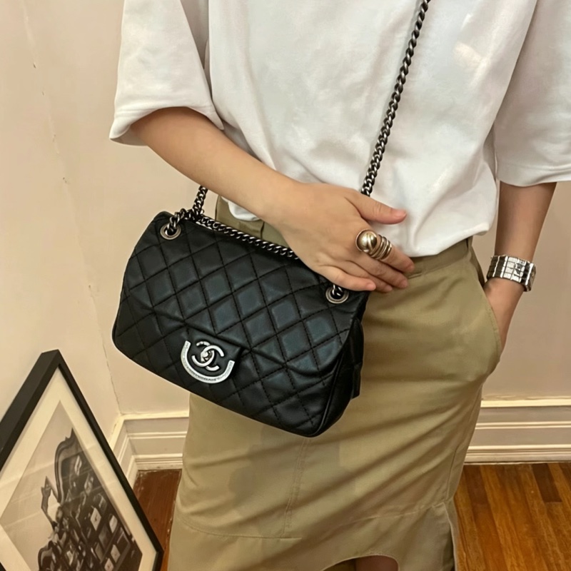 CHANEL香奈兒黑銀愛丁堡流蘇鏈條包💍💍-22