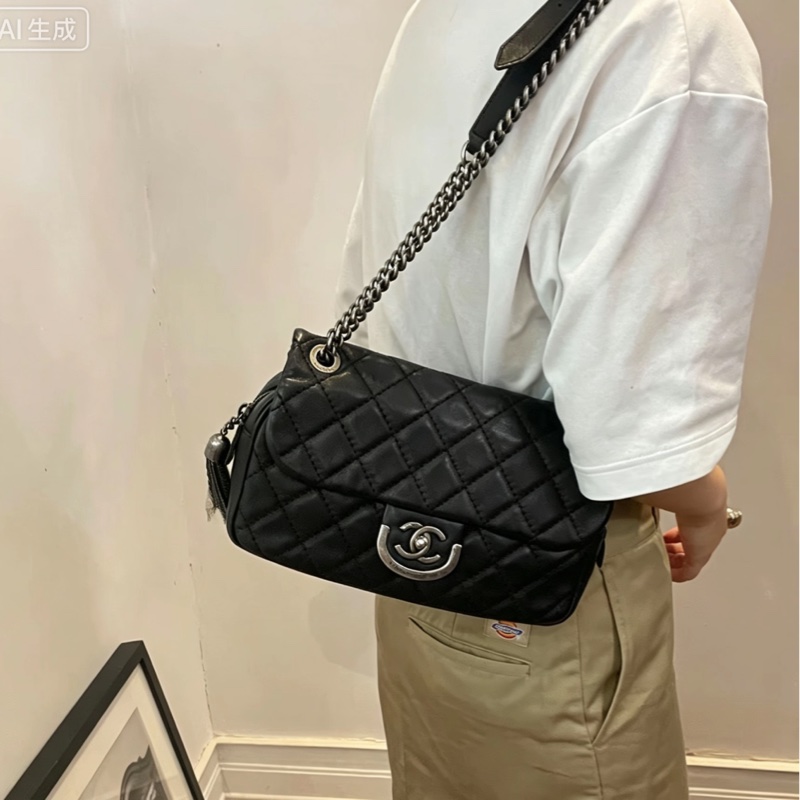 CHANEL香奈兒黑銀愛丁堡流蘇鏈條包💍💍-23